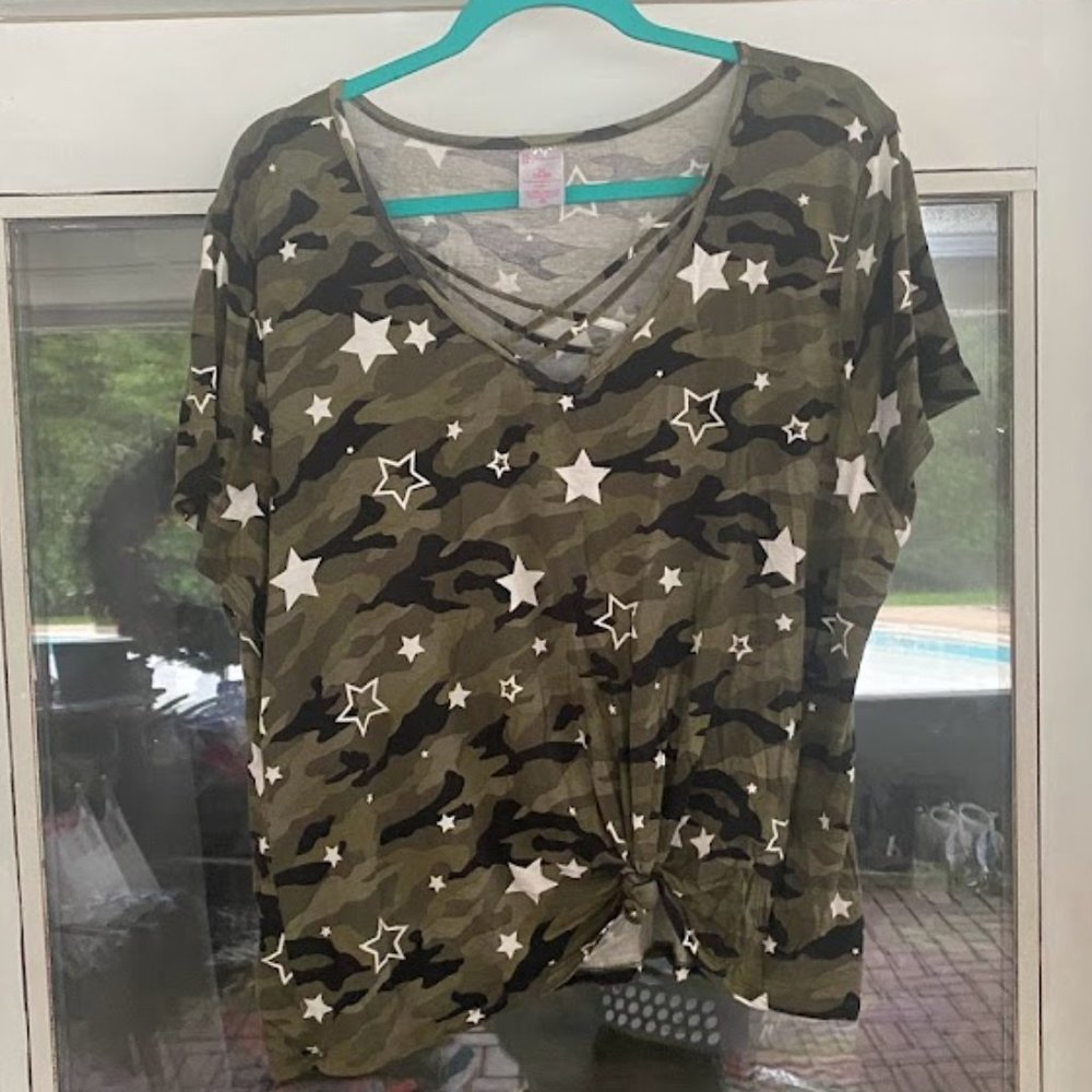 *4 for $20*---knotted top